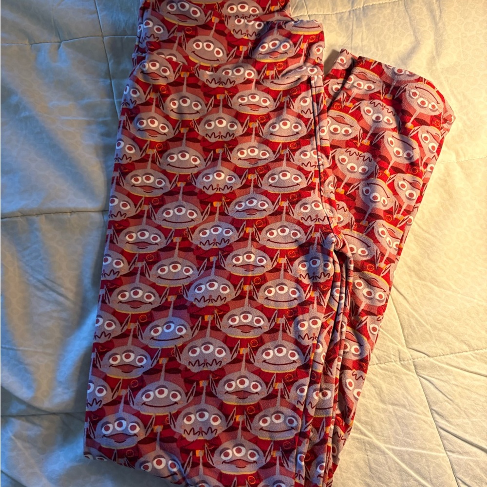 LuLaRoe Red and purple Fun alien Pattern Leggings